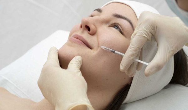 close-up-woman-lip-filler-procedure